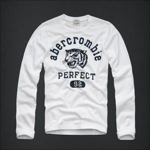 NWT Abercrombie kids a&f kids classic logo tee